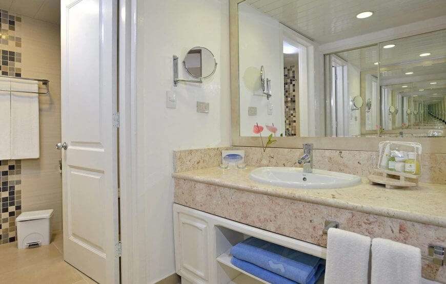 Junior Suite Lagoon View