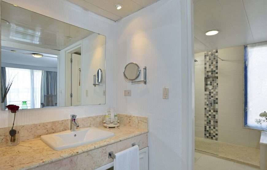 Junior Suite Lagoon View