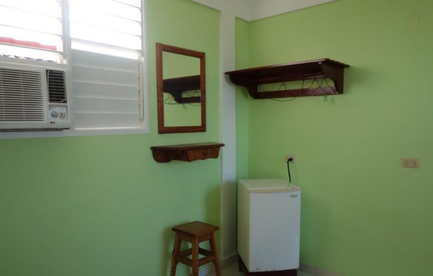 Casa Tropical Frank Oliveros