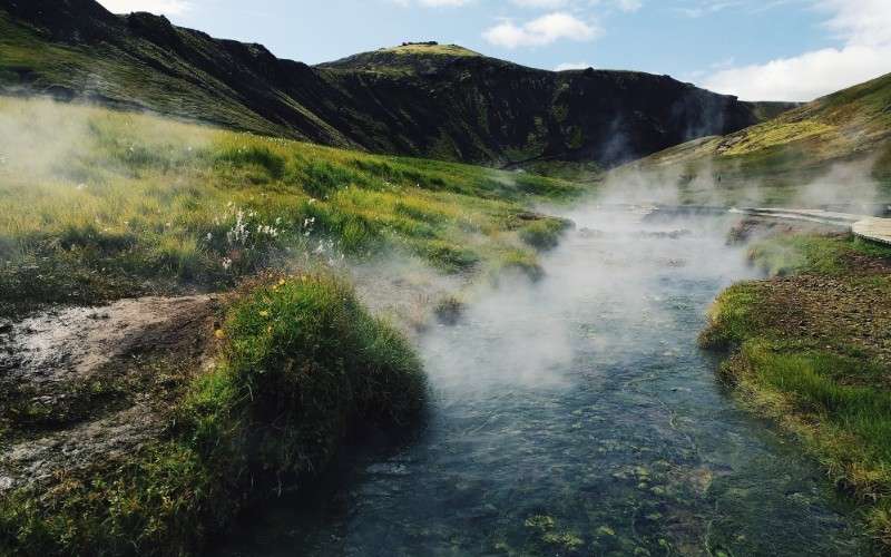 JOUR 1 : Arrivée – Hveragerði Le village des fleurs – Serres géothermiques