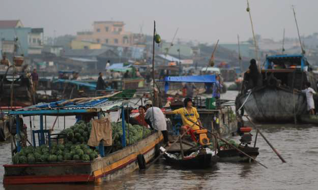 JOUR 5 - DELTA DU MEKONG (VUNG LIEM – CAN THO)