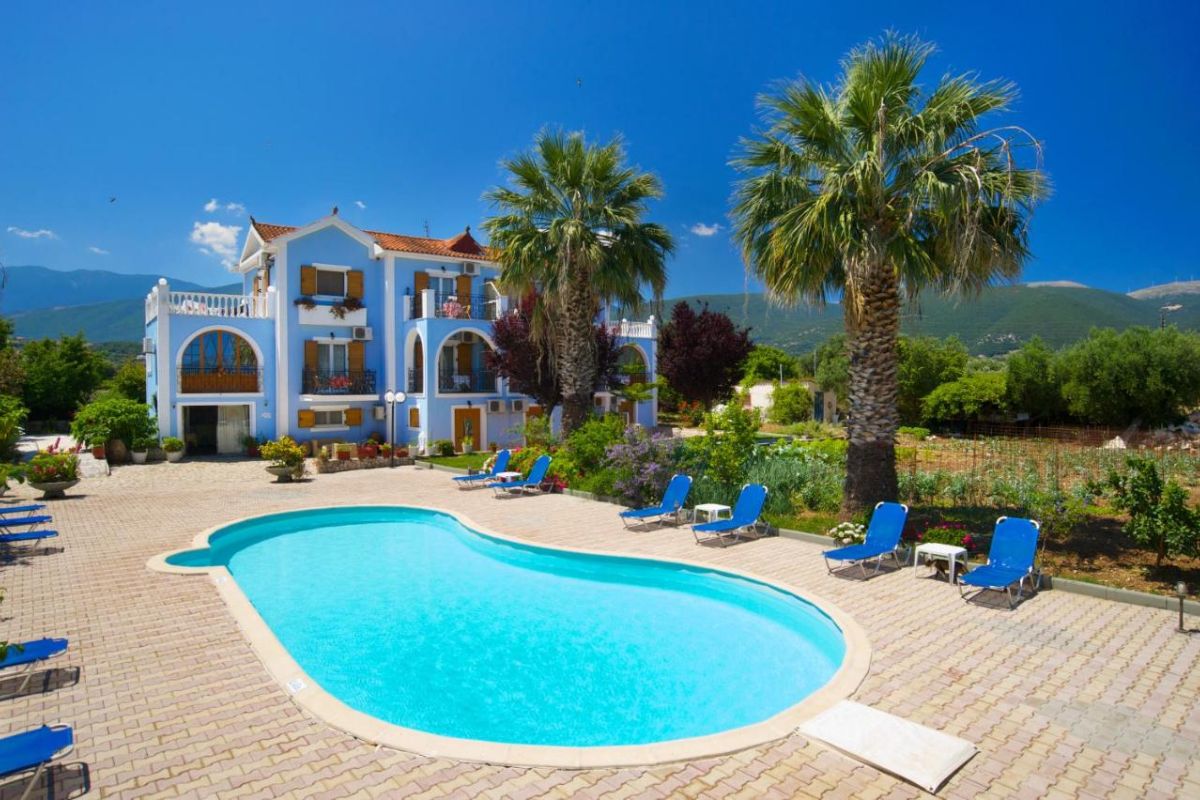 Nikos Studios and Apartments Roots Travel