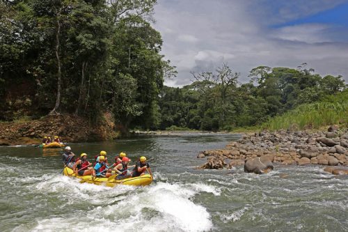 Rafting-sur-la-rivière-Pacuare-0