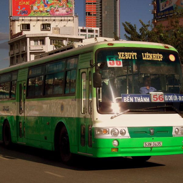 SAIGON_SAMCO_BUS_VIETNAM_JAN_2012_(6821384554)